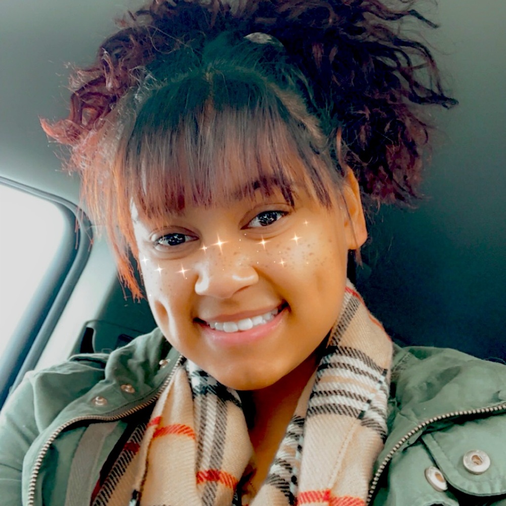 Meet your Posher, Alyssa